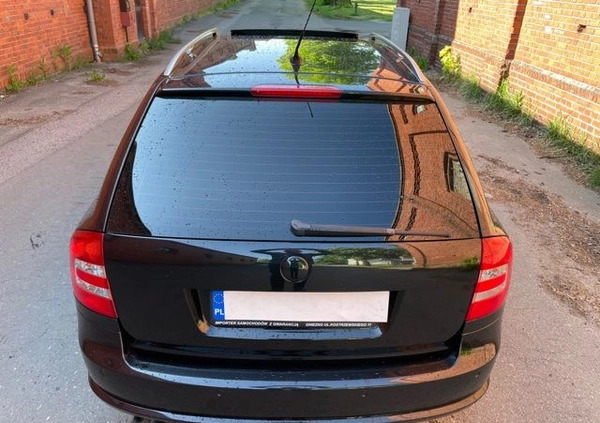 Skoda Octavia cena 21800 przebieg: 229000, rok produkcji 2008 z Karlino małe 301